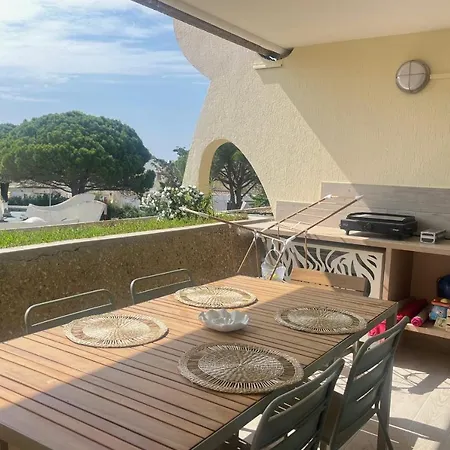 Le Quai Aux Fleurs - P2 Avec Terrasse A Deux Minutes De La Secteur Port Camargue Szálloda Le Grau-du-Roi